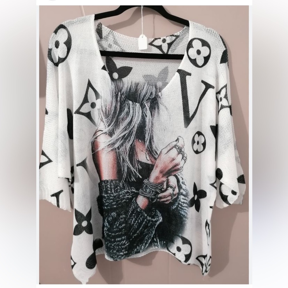 13 MADE IN ITALY OVERSIZED GRAPHIC TUNIC TOP